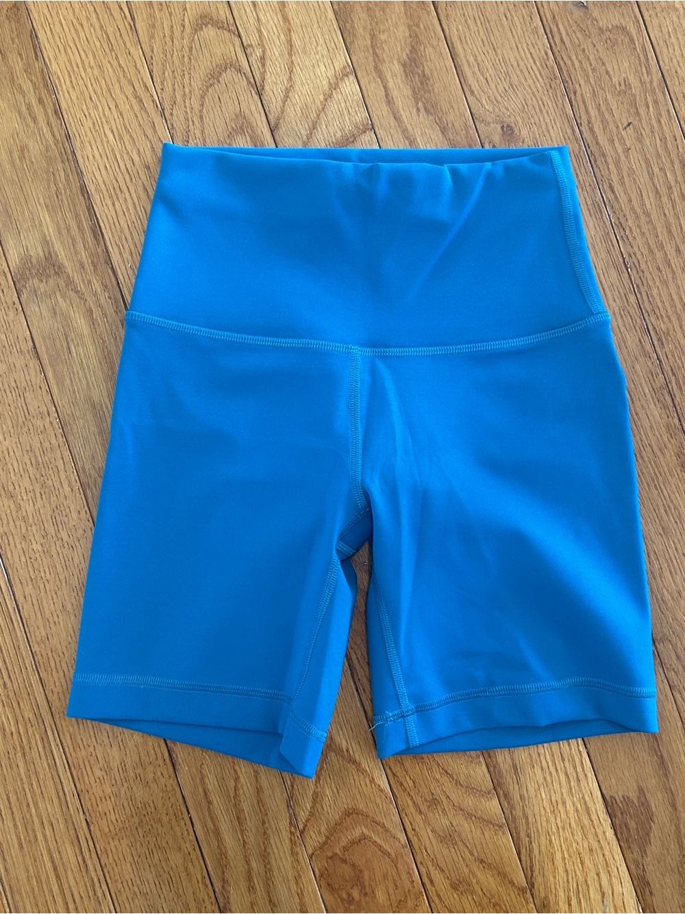 Lululemon Wunder Train High-Rise Short